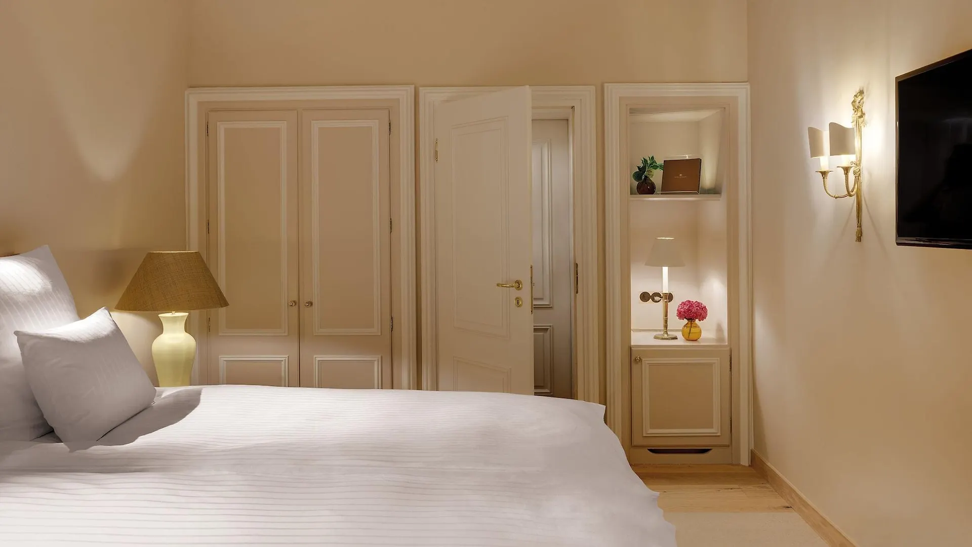 Excelsior By Geisel Hotel Munich Germany