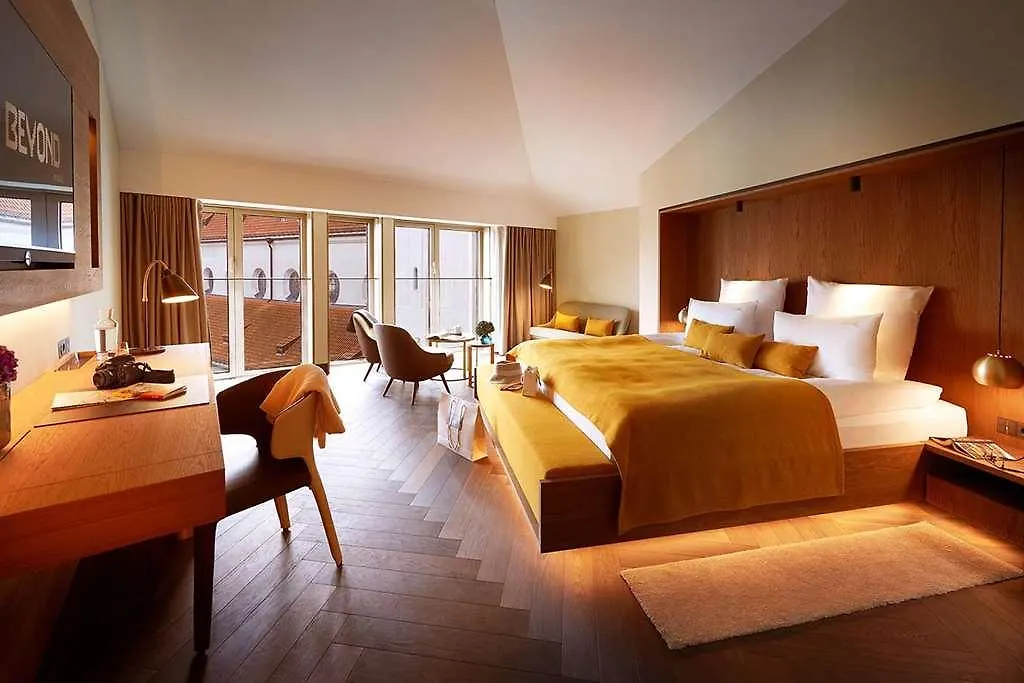Excelsior By Geisel Hotel Munich 4*,