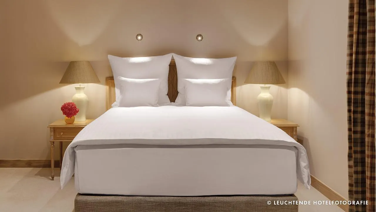 Excelsior By Geisel Hotel Munich 4*,