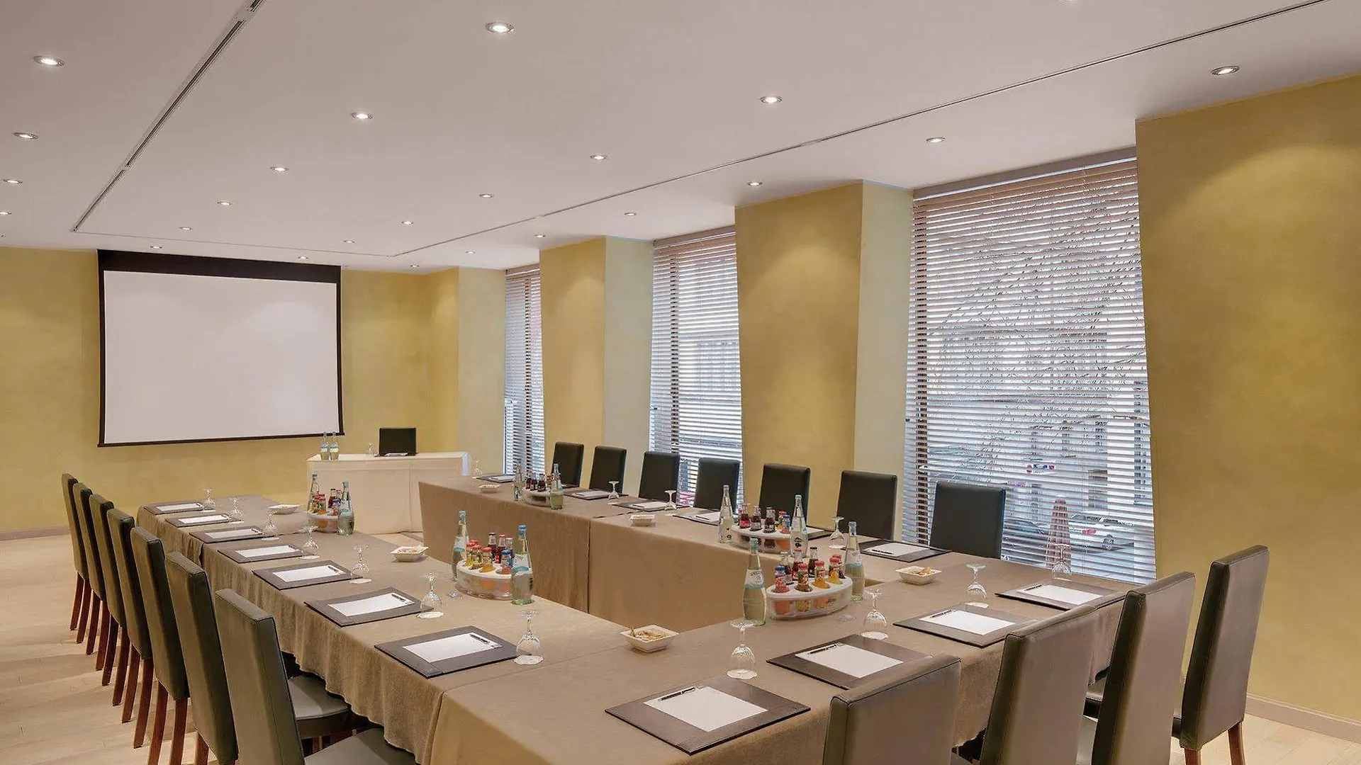 Excelsior By Geisel Hotel Munich Germany